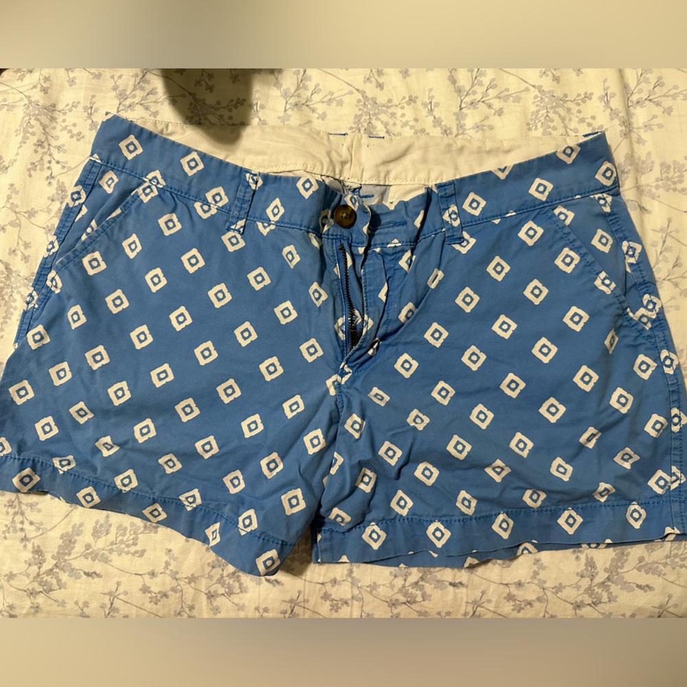 Old navy shorts patterned